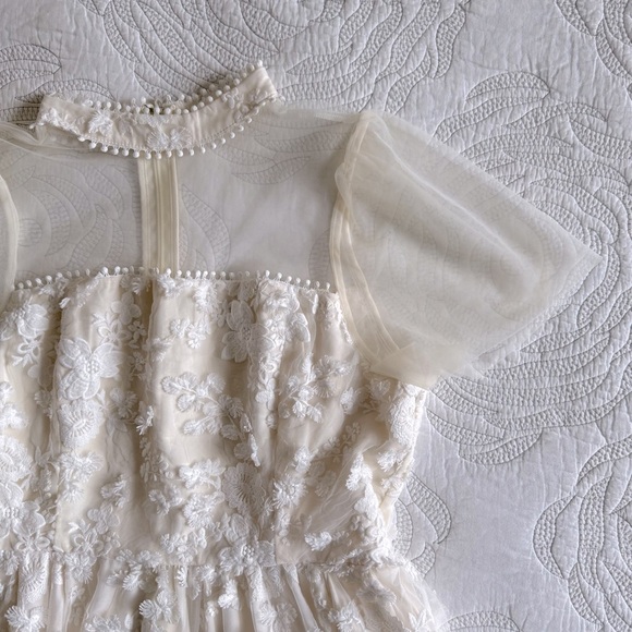 NWT - New York & Company - Short Sleeve 3D Floral Dress - Ivory - Picture 6 of 14